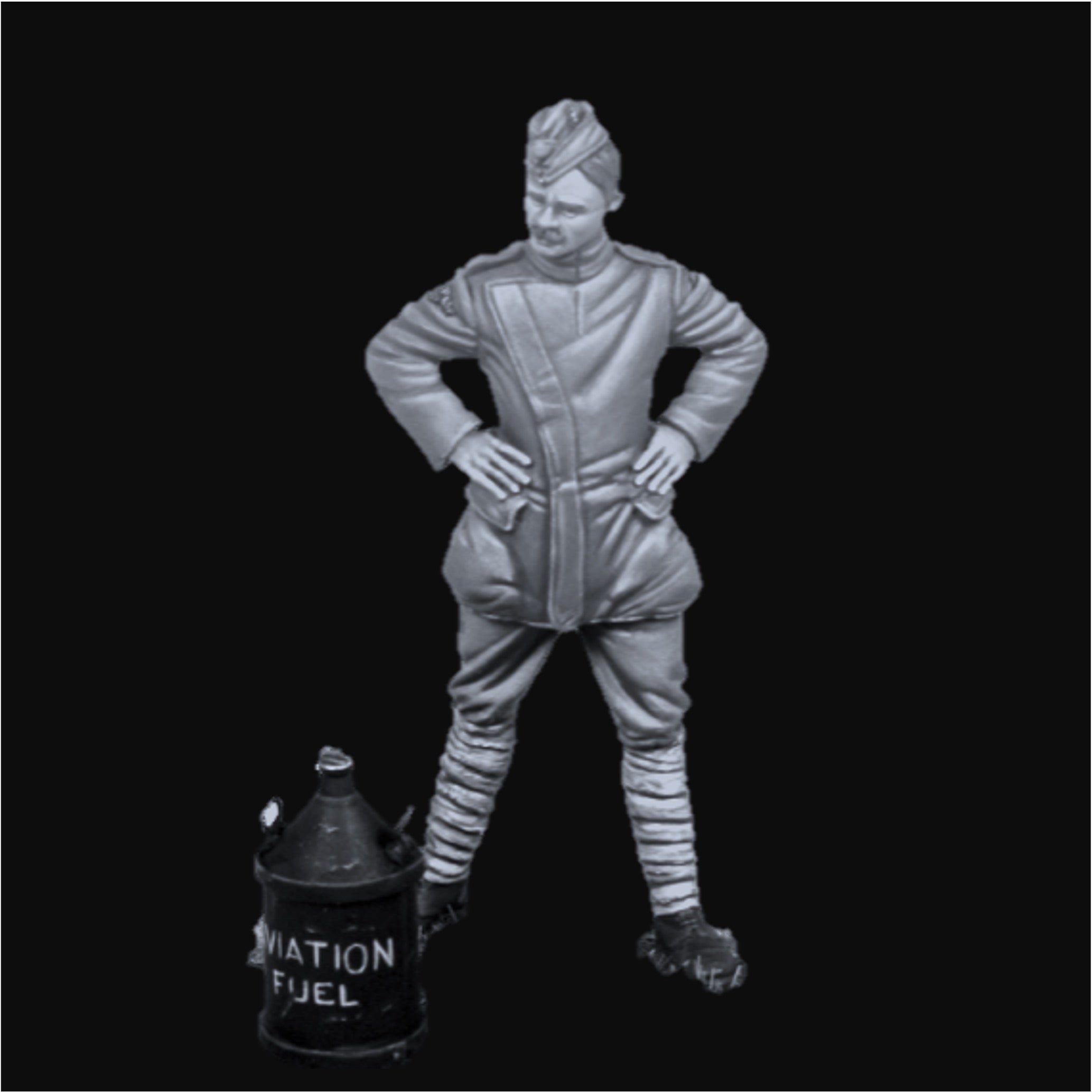 1/32 - Young RFC-mechanic with fuel can