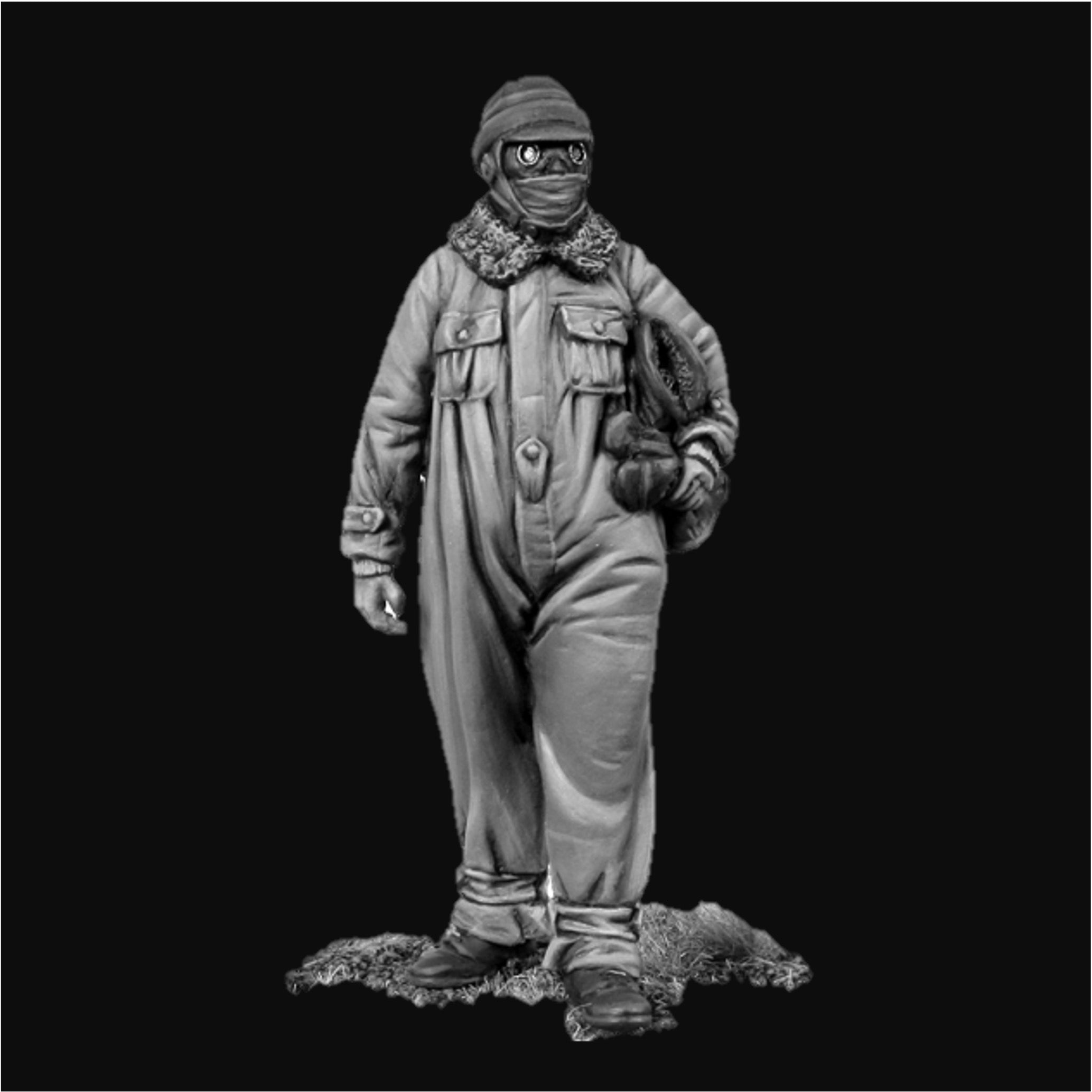 1/32 - French pilot in overall